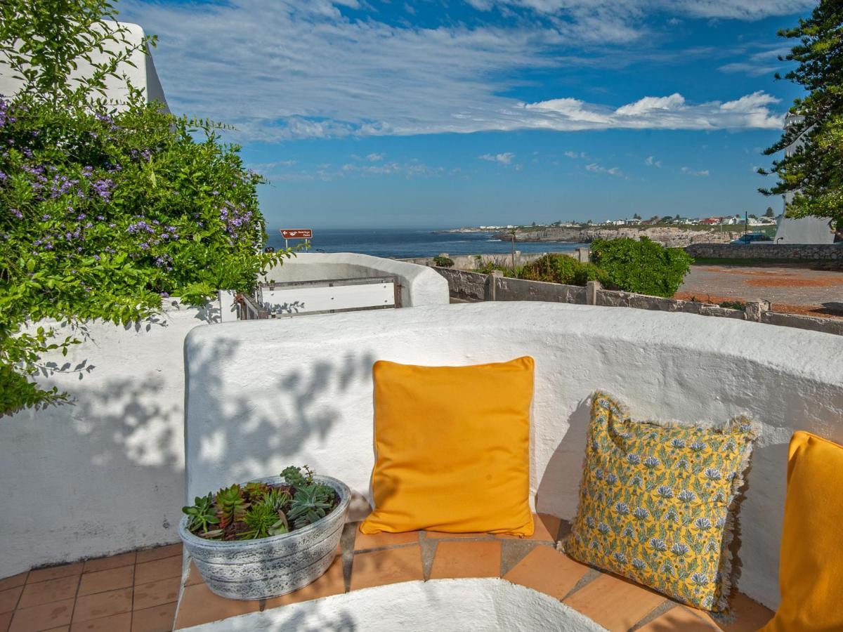 9Seavillage Hermanus Bagian luar foto